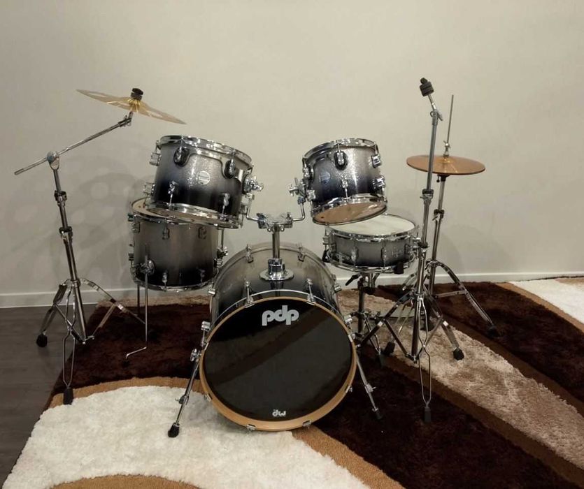 Профессиональная Барабанная установка PDP by DW CONCEPT MAPLE.Комплект