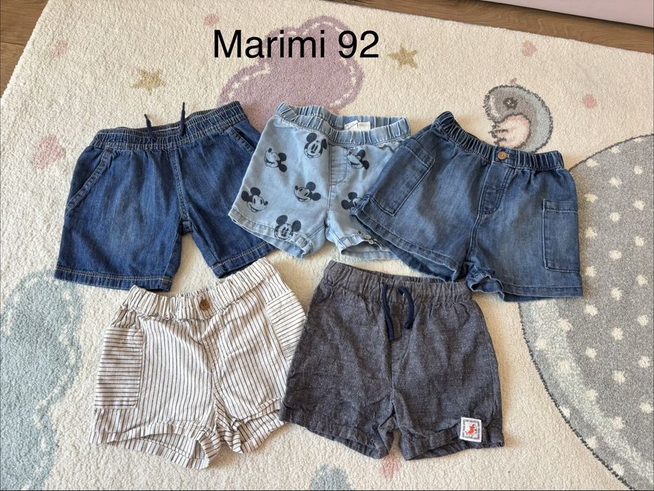 Lot pantaloni scurti 92