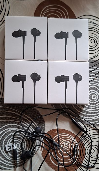 Нови слушалки на Xiaomi Redmi