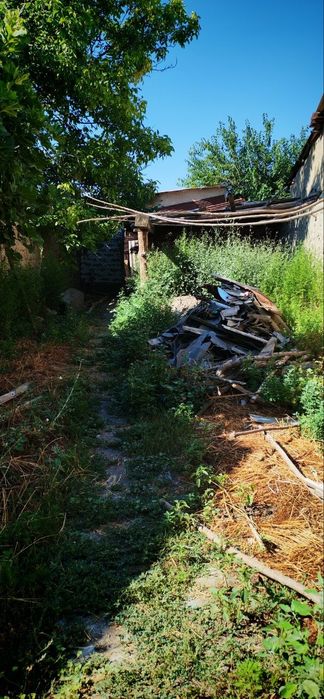 Uchaska srochna sotiladi 4 sotix
