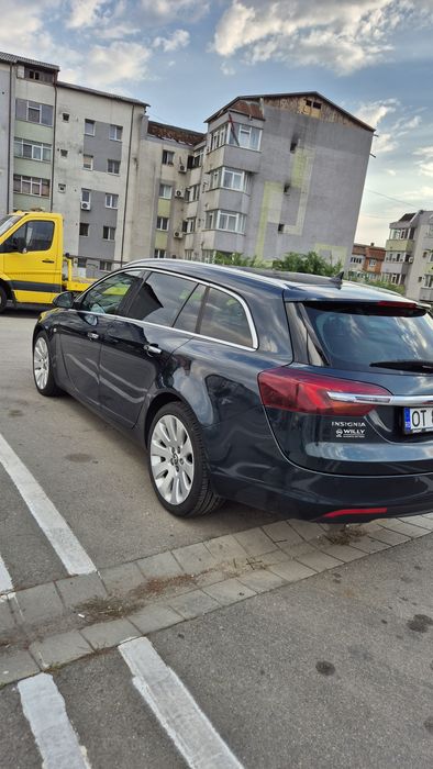 OPEL INSIGNIA SPORTS TOURER 2014 – stare excelentă,