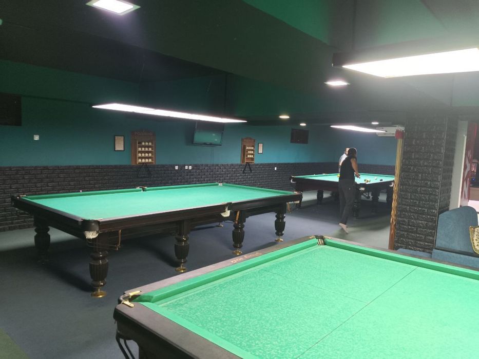 Бильярдный  клуб срочно Сотилади