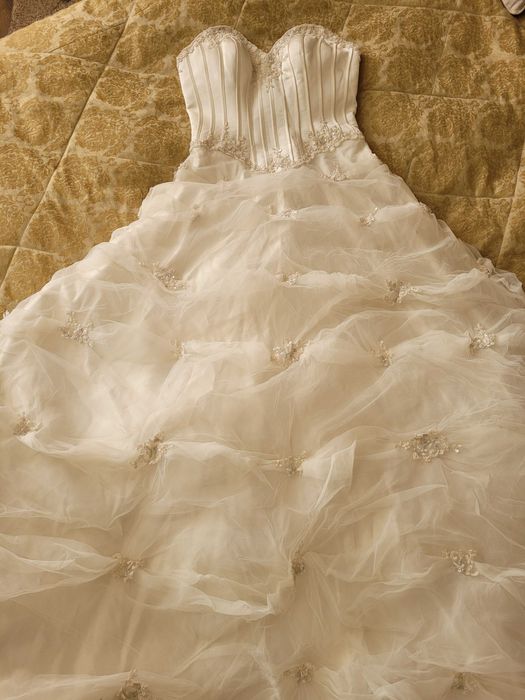 Платье свадебное