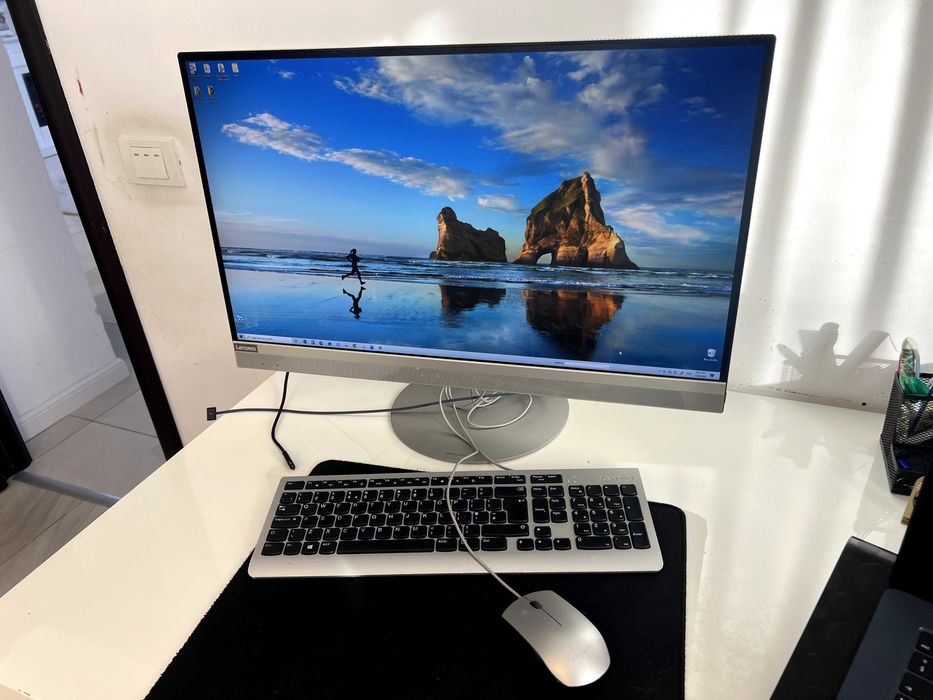 Desktop  Lenovo All in One Calculator