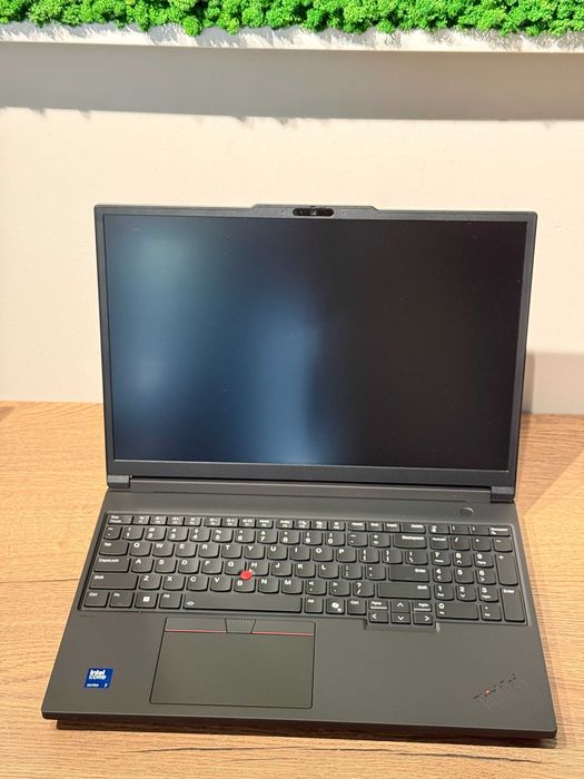 Laptop Lenovo ThinkPad T16g Gen3 16" 3.2K Tandem OLED Ultra 9 275HX 128GB Ram Nvidia RTX 5090 24GB 4TB SSD AlienStore Firma Factura-TVA