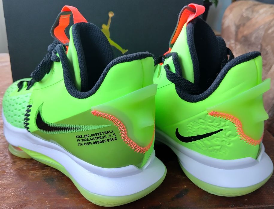 Nike Lebron Witness V 5 Grinch Lime Glow Volt Black White Shoes