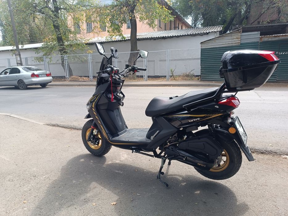 Li ya samurai скутер (мопед)