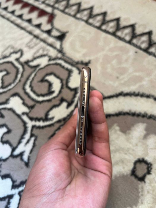 iphone xs idealniy