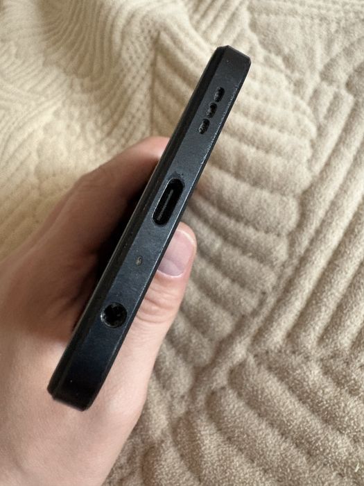 Продам смартфон Oppo reno 7