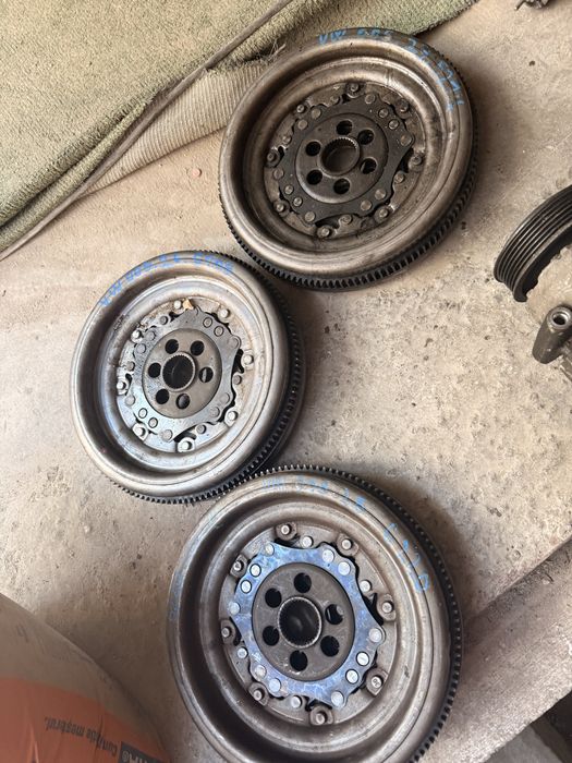 Volanta DSG cutie automata originala vw Passat B6 B7 CC golf 5