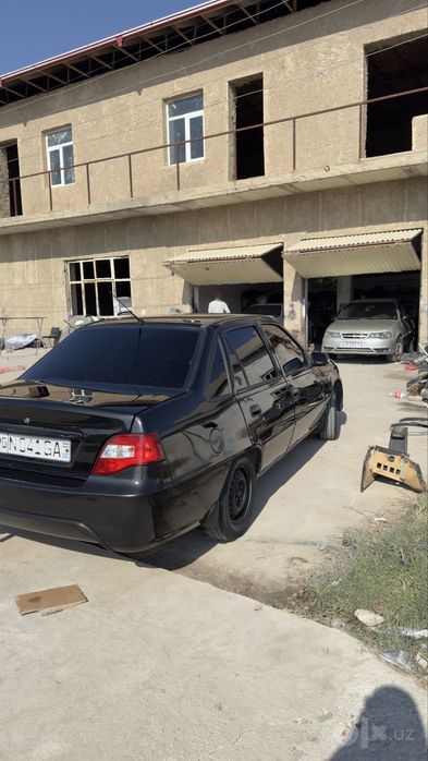 Moshina Zur telda gaplashamiz Qoganini
