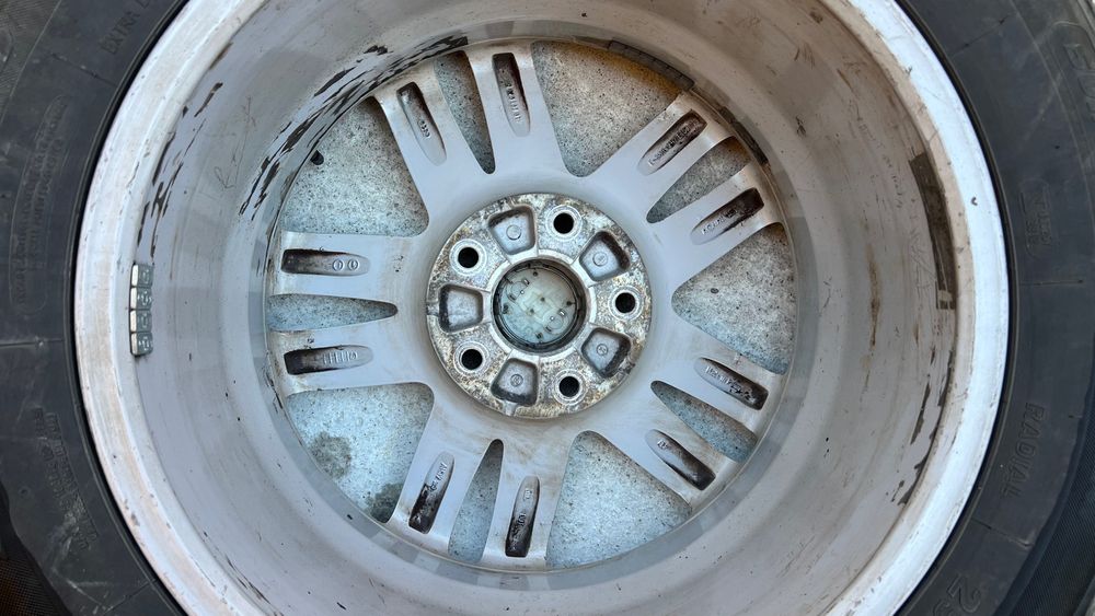 Оригинални джанти с гуми 18" 255/55/18 за Audi Q7/VW Touareg