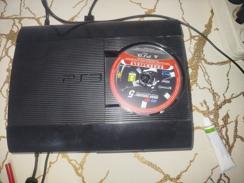 Playstation 3 super slim 12gb