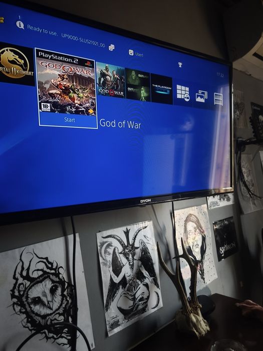Хакнат PlayStation 4 (500GB) + 2 Джойстика + Игри (GoldHEN v9.60)