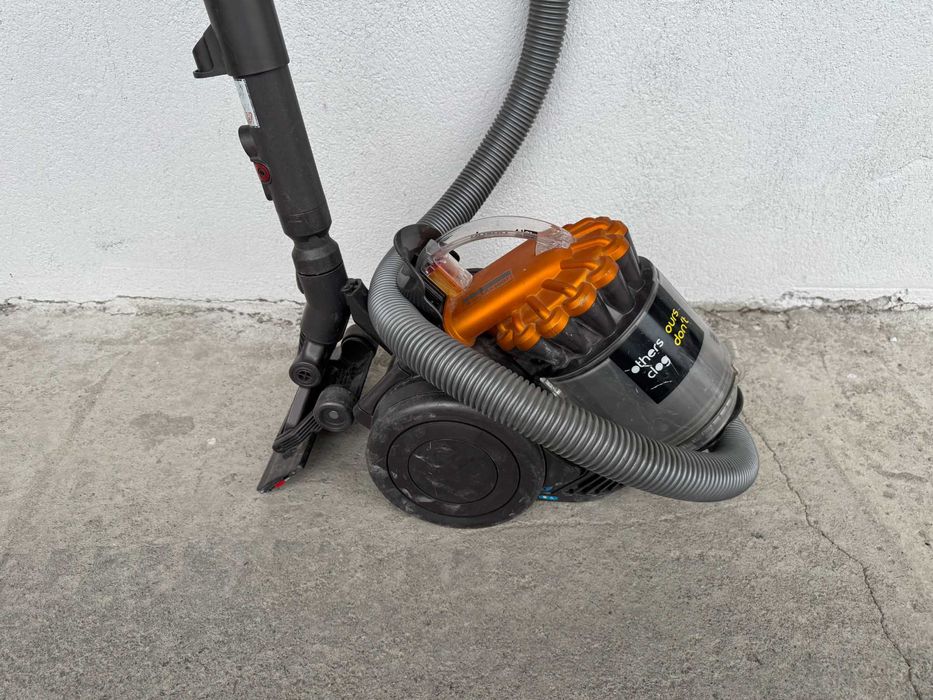 Прахосмукачка - Dyson DC 22 / 1100 W