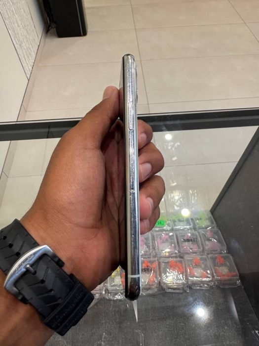 iPhone 11 Pro 256GB Feys bor