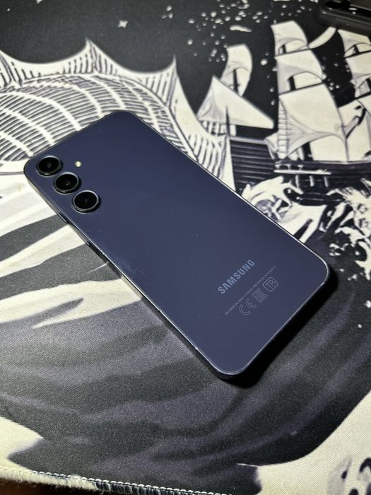 Телефон Samsung A35