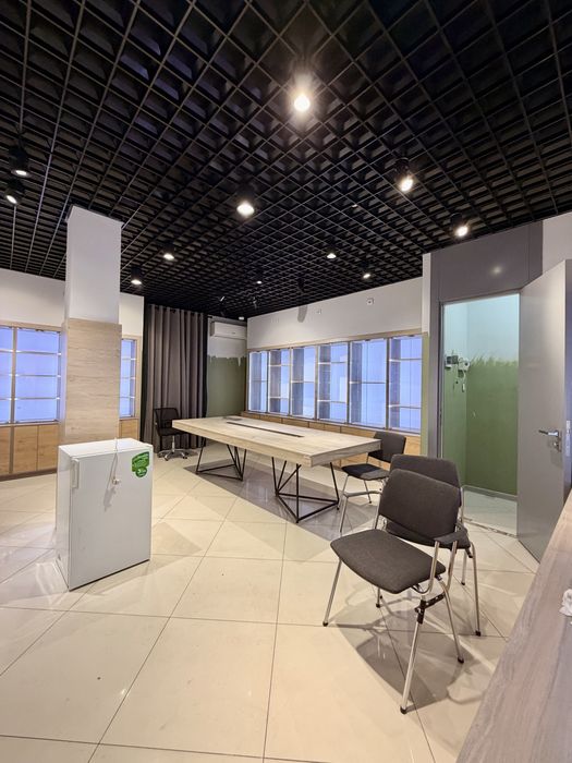 Мирабадскмй район, Гостиница Россия. R36