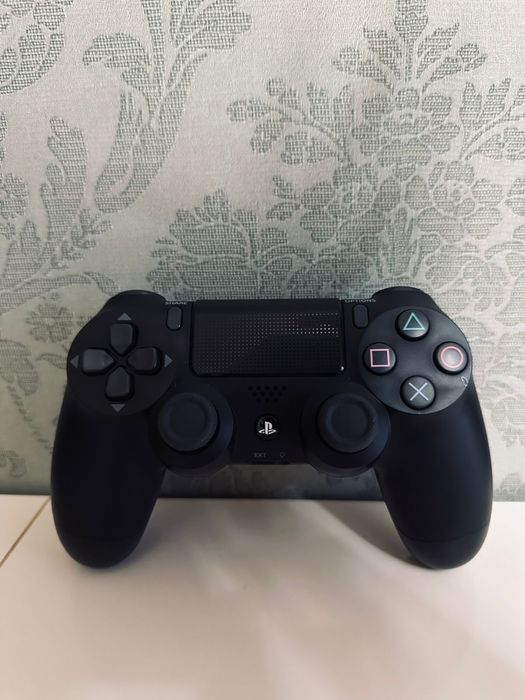Продам Джойстик от PlayStation 4