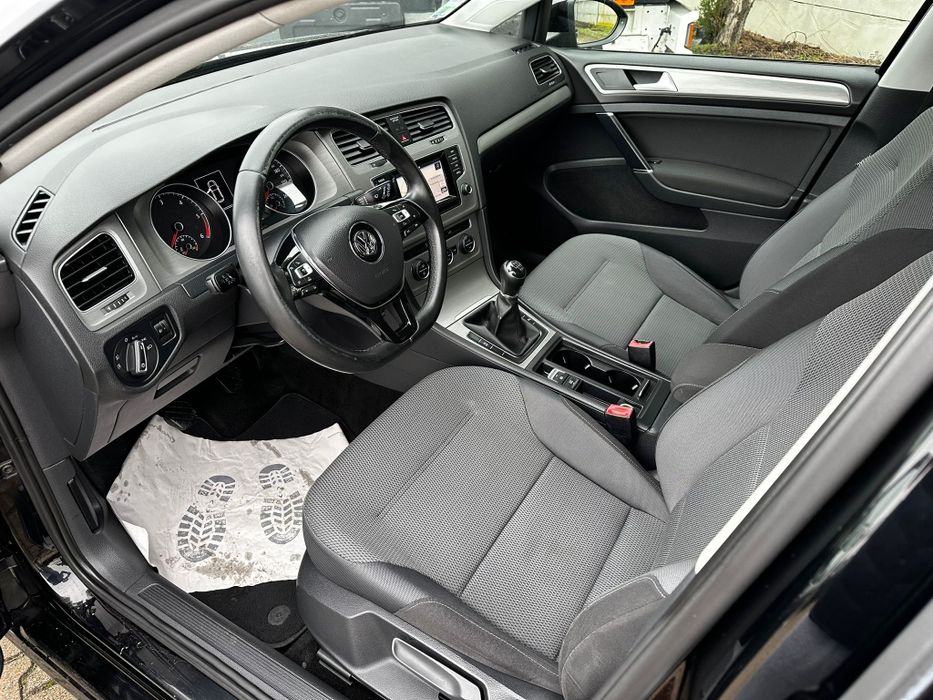 Volkswagen Golf 7 - 2.0 TDI 140Cp Euro 5 - Clima * Senzori * Navi