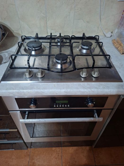 Духовка и газовая поверхность