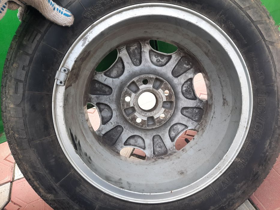 Диски одиночки на запаску разболтовка 5*112