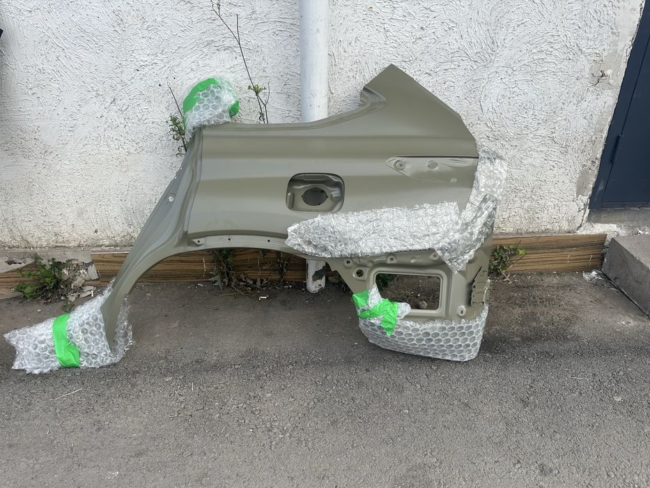 Кузовные запчасти toyota highlander