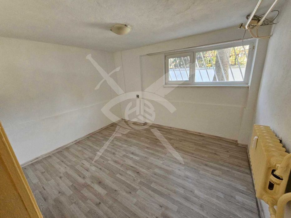 Двустаен апартамент в кв. Изток № 97636