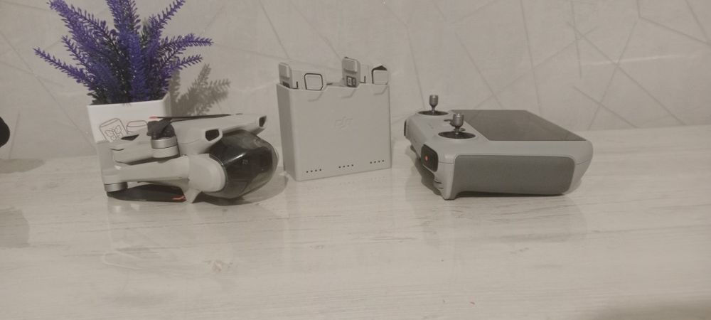 Дрон DJI mini 3 в отличном состоянии