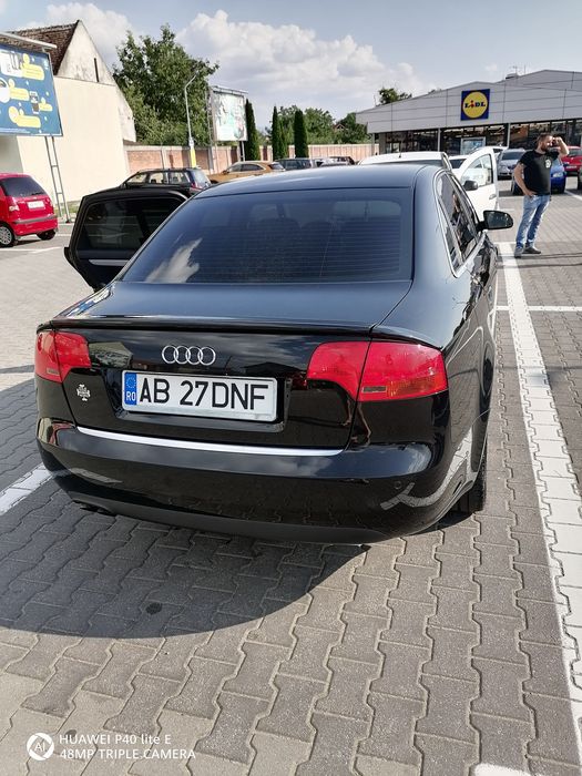 AUDI A4 2005 — imagine 2