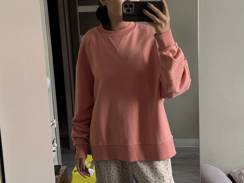 Свитшот от Asos.