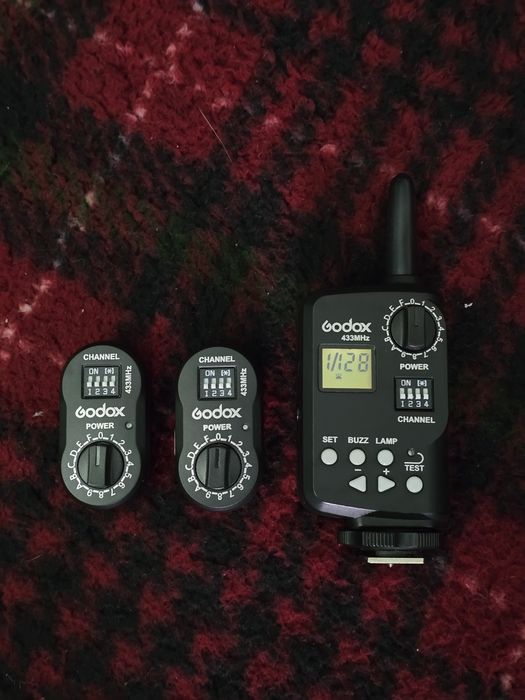 Godox SK400 комплект – 2 студийни светкавици + тригер