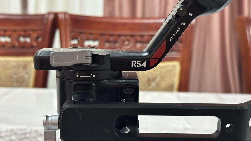 DJI Ronin RS4 Combo