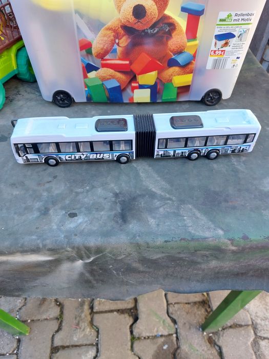 Vând jucărie pentru copii