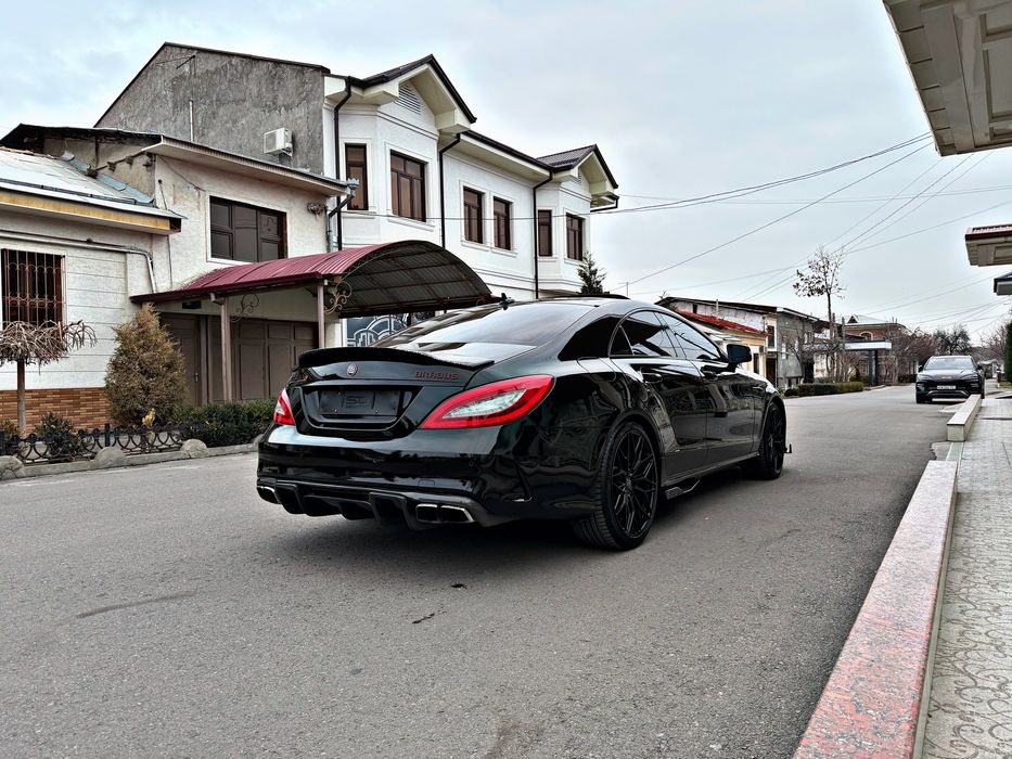 Mercedes CLS BRABUS Restaling  Body Kit Состаяние Зор