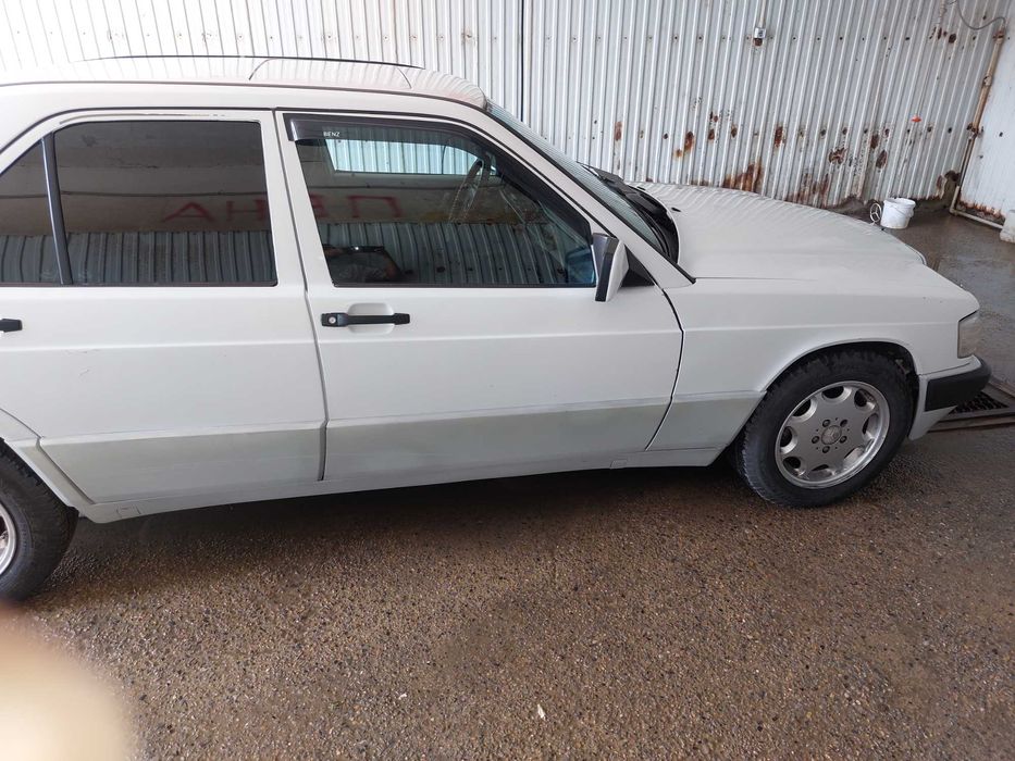 Мерседес 190 газ+бензин