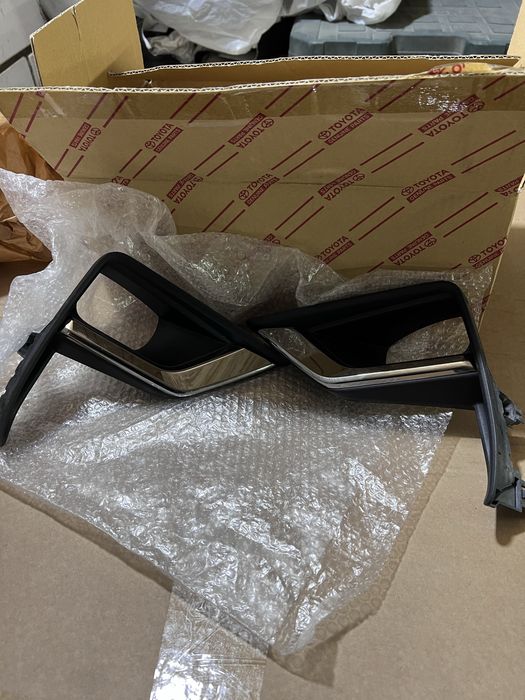 Крышки противотуманных фар Прадо оригинал