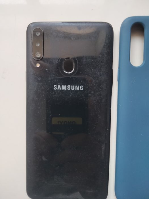 Продам сотовый телефон Samsung A20s