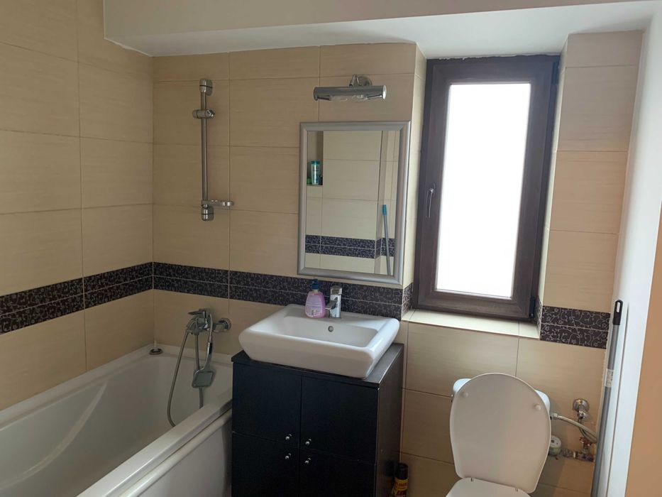 Inchiriez apartament 2 camere zona Mc Donald Buzau