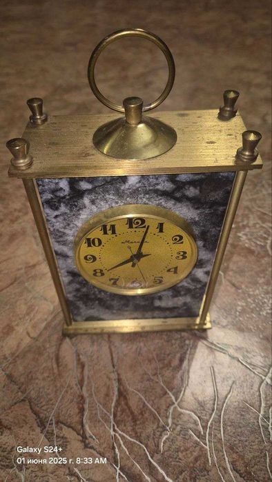 Часы каминные мраморные "Молния"