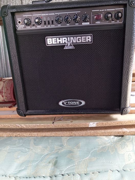 Продам усилитель