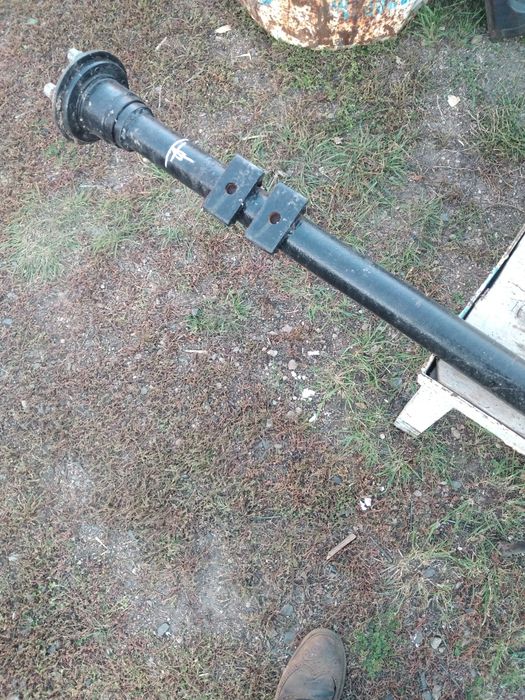 Ось на легковой прицеп.