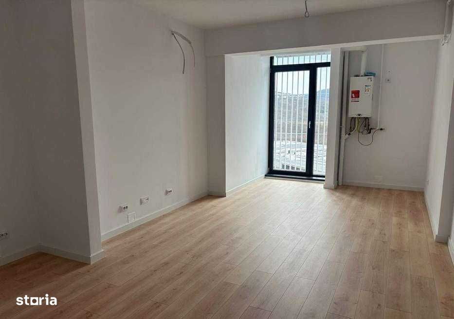 Apartament de 2 camere, finisat, 49 mp, parcare, zona Vivo — fotografia 1