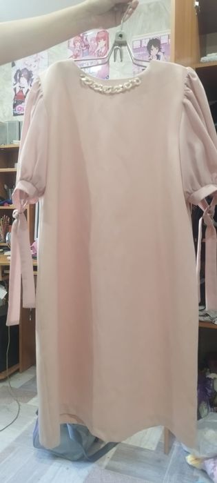 продам платье светло-розовое