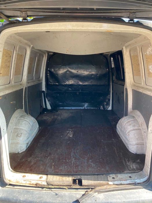 Piese VW TRANSPORTER T5  1.9 din 2005 - axc