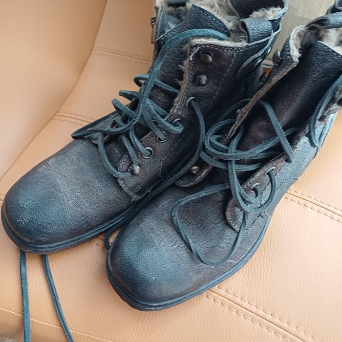 Bocanci m 40 piele noi