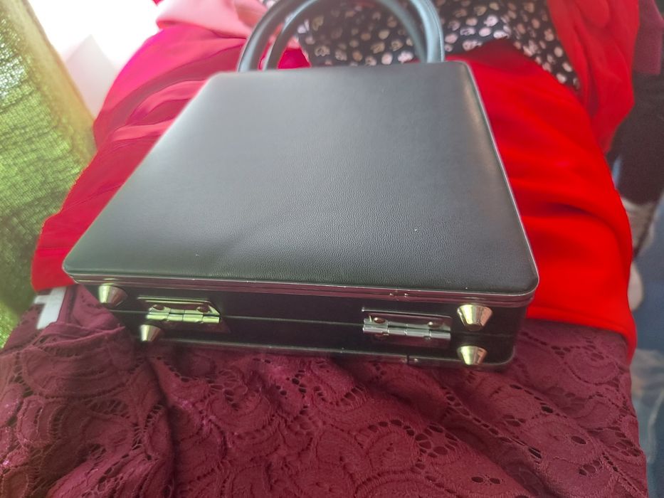 Geanta cosmetice dama