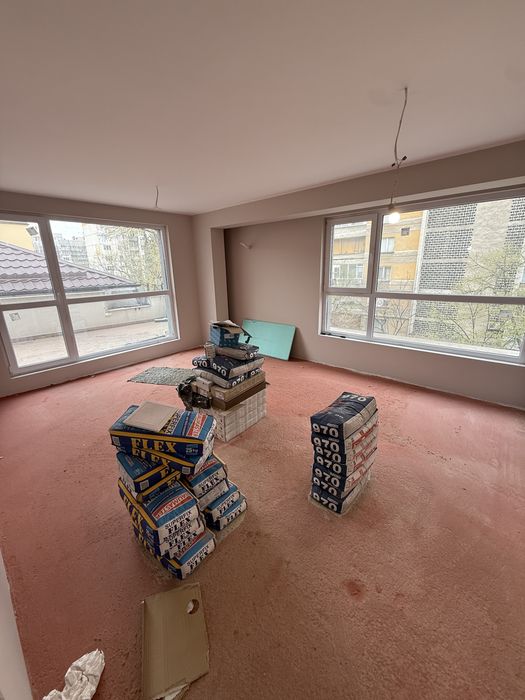 Продава се Двустаен апартамент в Стара Загора, Център - 94 кв.м за 814 €/кв.м - Снимка #1