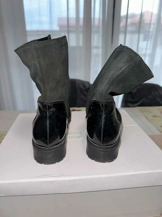 Ghete din piele intoarsa