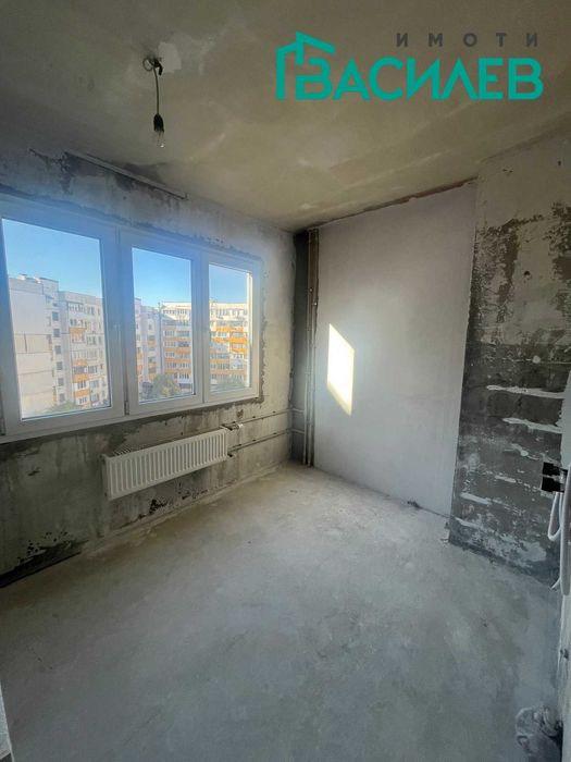 Продава се Тристаен апартамент в София, Център - 75 кв.м за 1694 €/кв.м - Снимка #2